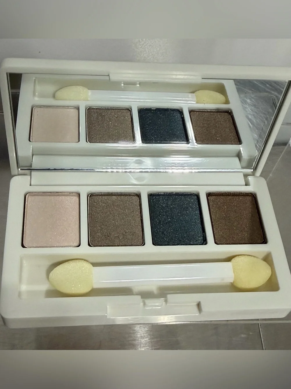 CLINIQUE All About Shadow Olive in My Martini / Night Cap / Tarnish Gold / Ivory